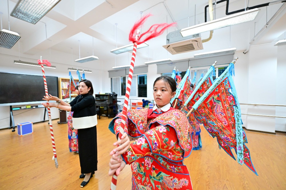 传统文化赋能校园生活 探索会议会展服务的创新融合路径